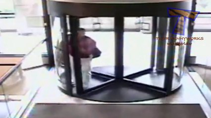 People hitting into walls and glass - Fail compilation