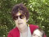 Avec mamie Evelyne (mpeg)