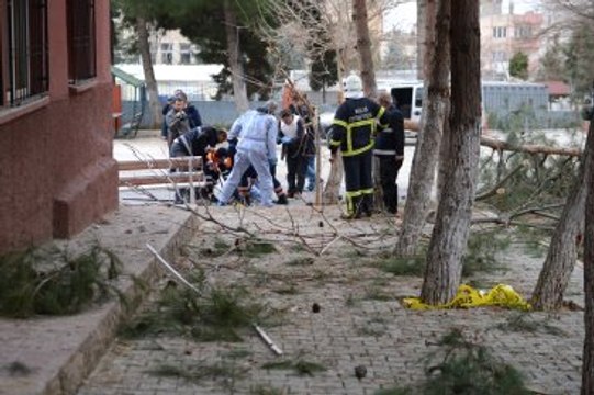 TSK, Suriye'deki IŞİD Mevzilerini Vurdu