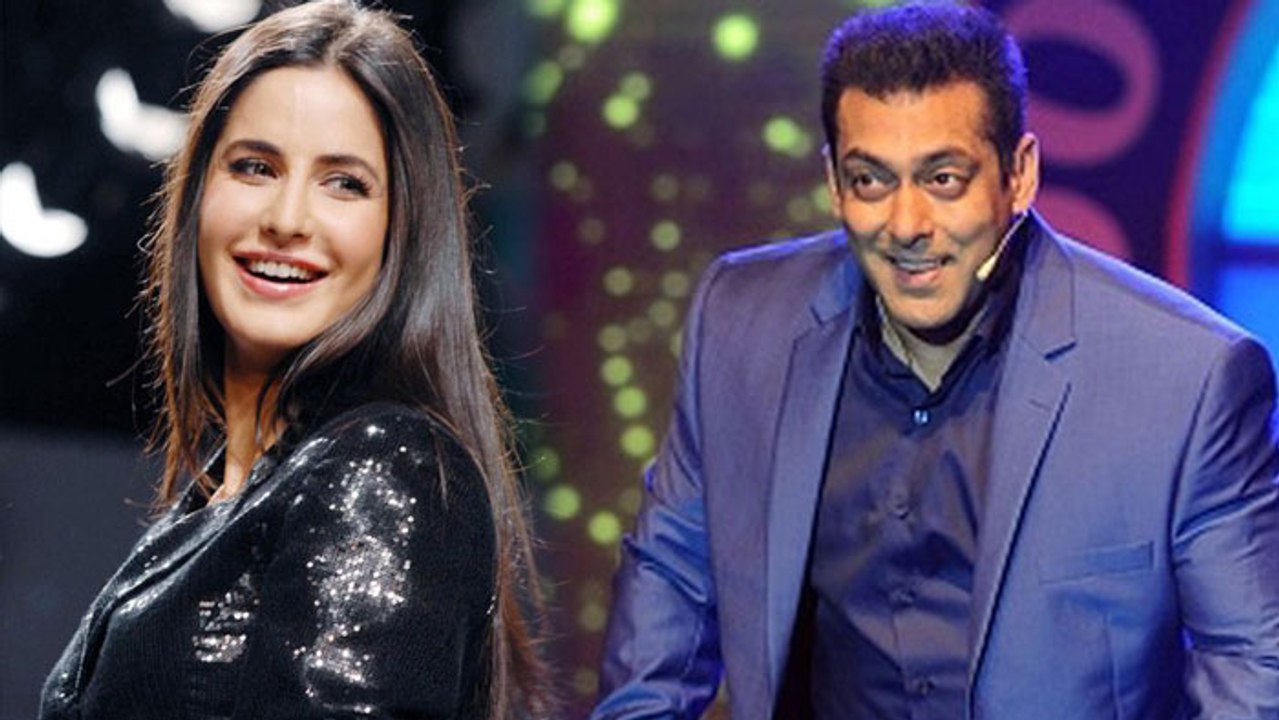 Salman Khan Blushes On Katrina Kaif's Bigg Boss 9 Visit