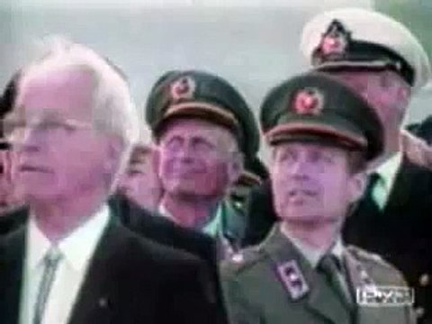 Russian Jet Fighter chases cigar shaped UFO (Russia, 1974)