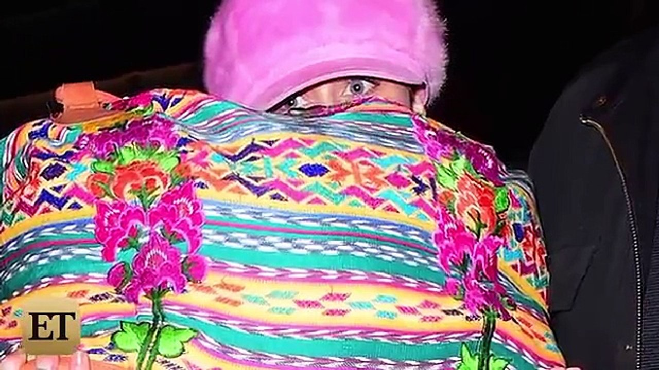 Is Miley Cyrus Wearing Her Engagement Ring From Liam Hemsworth Again? See the Pic! (Funny Videos 720p)