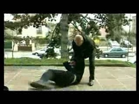 DEFENSE CONTRE COUTEAU Méthode Kali et Jeet Kune Do