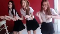 -Thai Student Funny Dance - YouTube