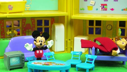 Blaze and The Monster Machine and The Paw Patrol The Night Before Christmas Adventure