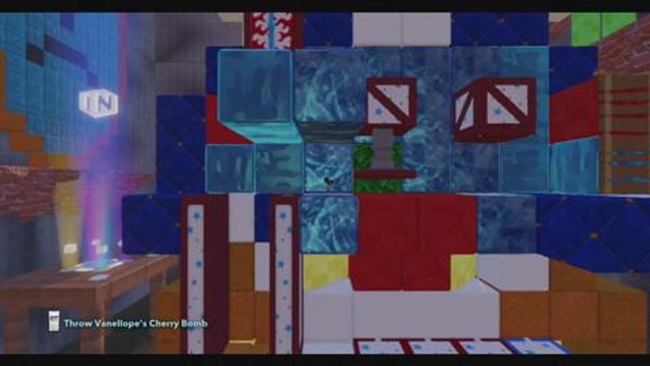 DISNEY INFINITY- Mirror Mirror (Featured Toy Box)