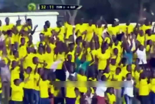 هدف عالمي من احمد العكايشي في مرمى غينيا بتعليق رؤوف خليف