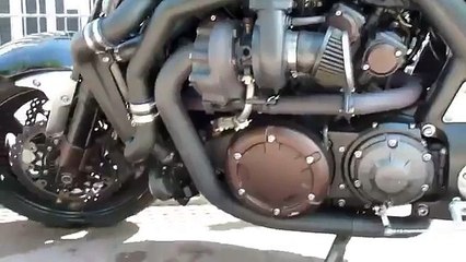 Que monstro!!! Yamaha V-Max Twin Turbo +300CV!!!
