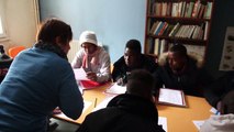 D!CI TV : Ambiance avec les migrants de Briançon pour les cours de Français