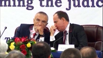 PD dorëzon opinionin e ekspertëve për reformën në drejtësi me 42 kundërshtime