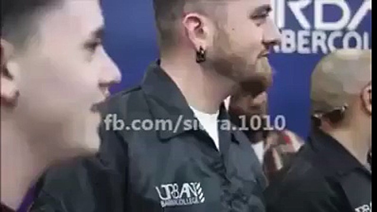 WOW Amazing Hair Saloon Machine-Girlsscandals