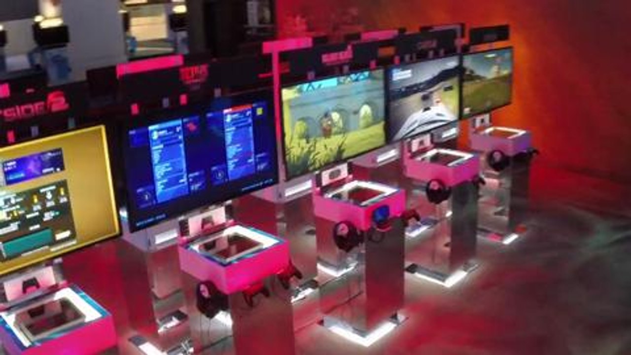 PS4   PlayStation Experience Trailer