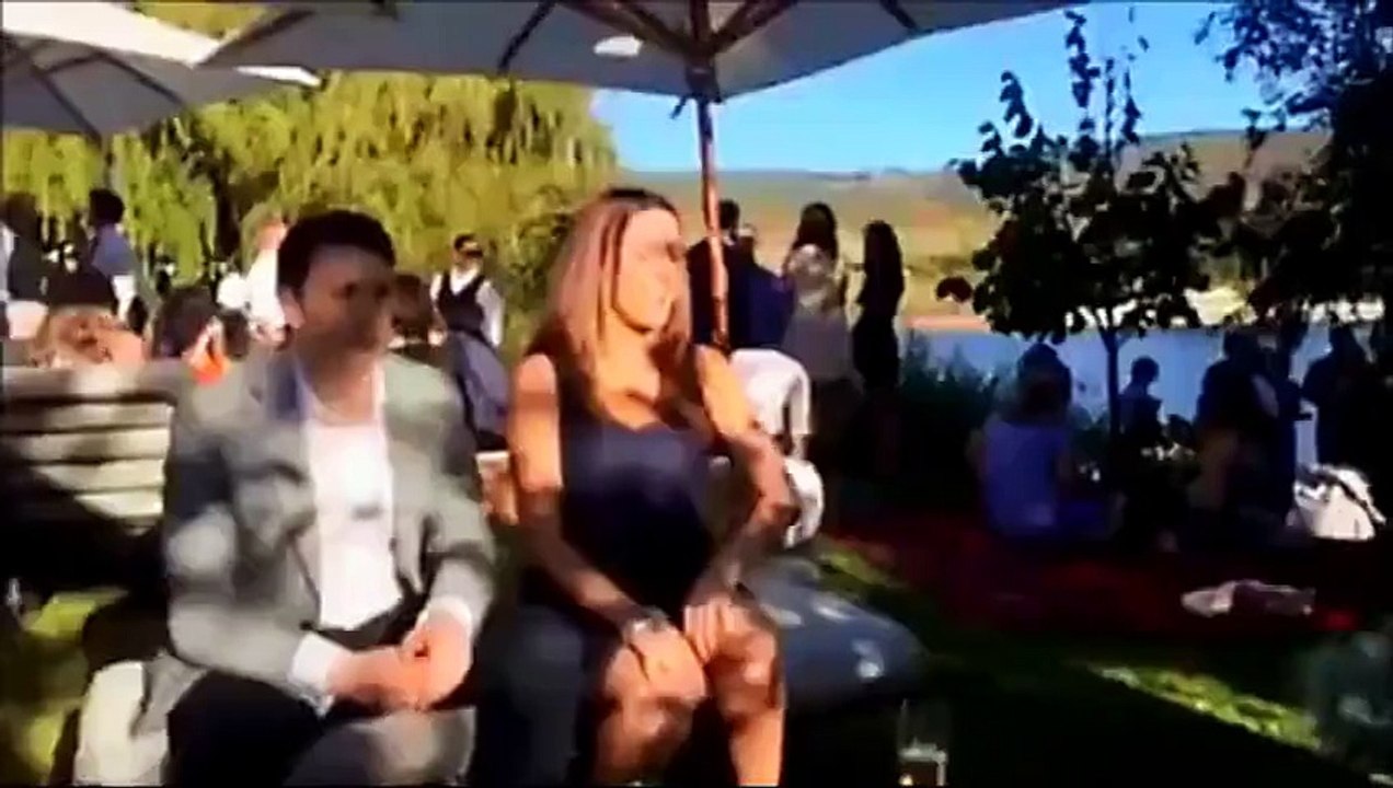 ALİ ÖZBİR PROGRAMA KATILIR VE ESRA EROL ONA TALİP OLUR..BUYRUN İZLEYİN :))