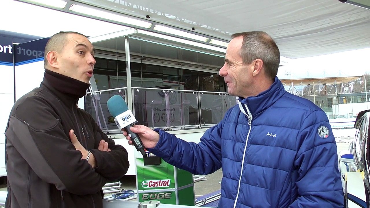 D!CI TV - Jean-Marc Passeron depuis le Parc Fermé de Gap devant la voiture de Seb Ogier
