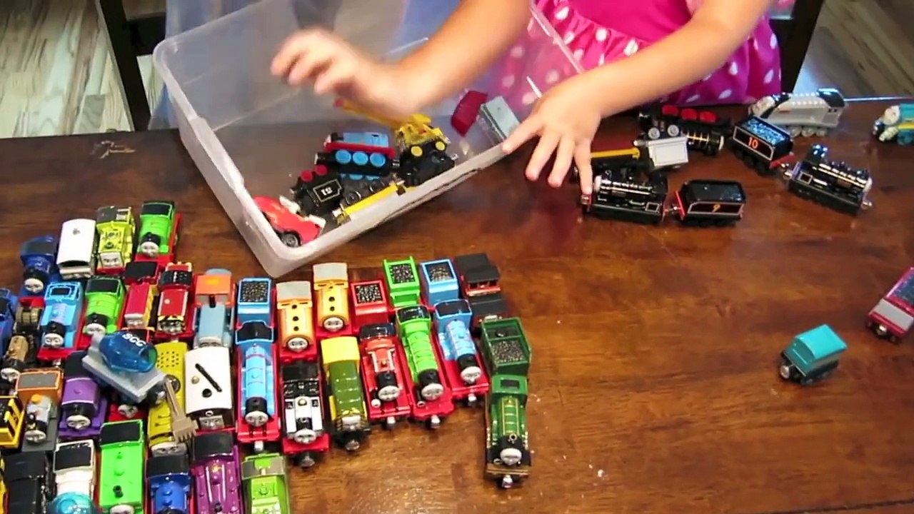 THOMAS AND FRIENDS TAKE N PLAY TANK ENGINES TRAINS DIESELS COLLECTION TRENS