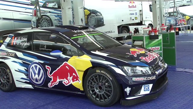 D!CI TV - Des curieux déjà en nombre au parc fermé et les restos fin prêts !