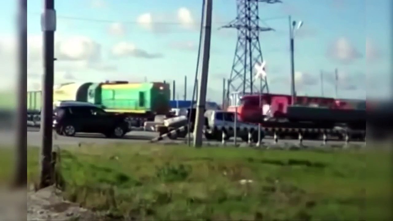 Popular Videos - Level crossing