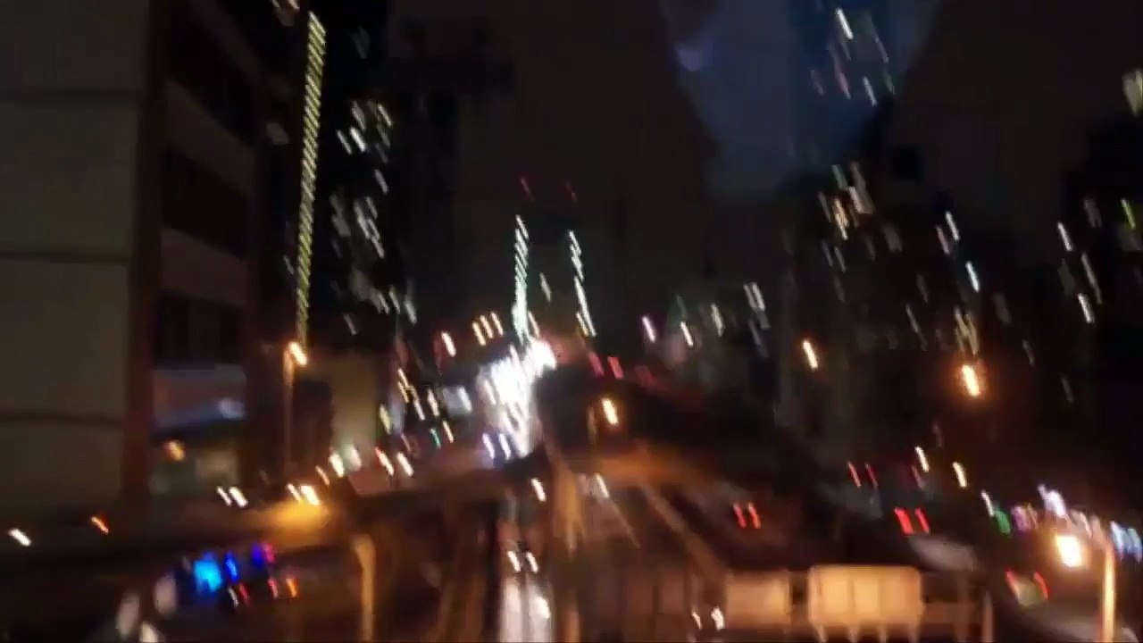 Terrifying moment passengers panic as woman screams in horror during packed sky ride