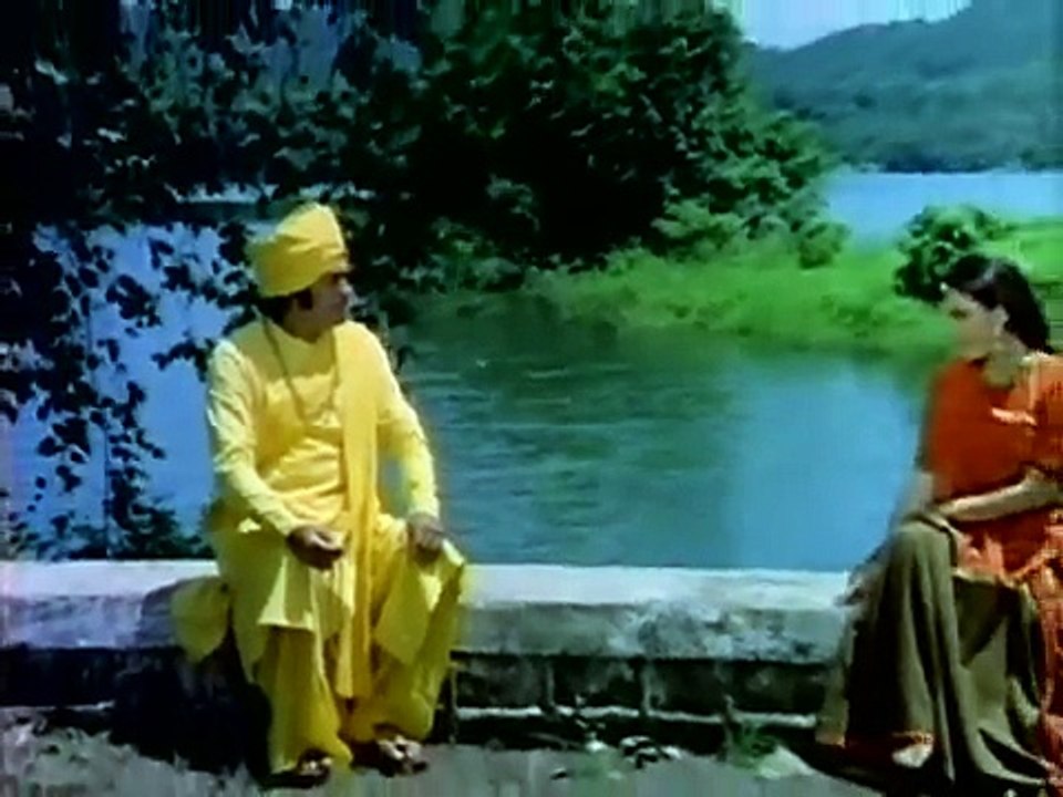 Tumhen Dekhti Hoon, To Lagta Hai Aise