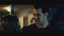 Batman v Superman- El Amanecer de la Justicia – Tráiler Comic-con en español HD