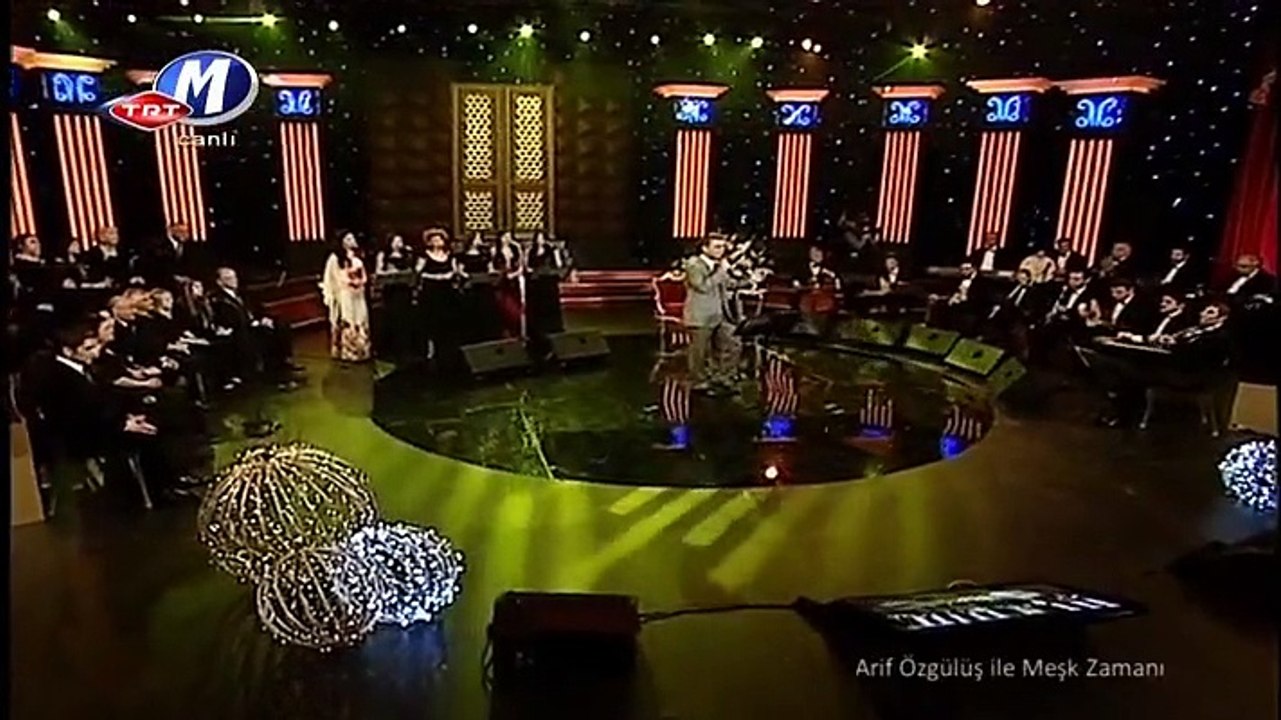 ARİF ÖZGÜLÜŞ - GÖNÜL AŞKINLA GÖZYAŞI DÖKMEKTEN USANDI ARTIK