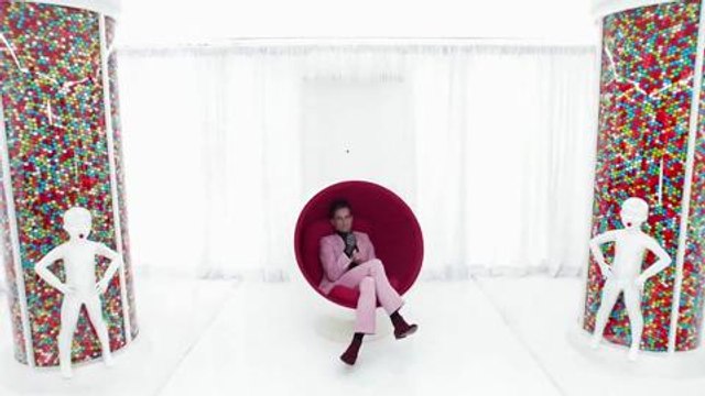 American Horror Story- Hotel trailer- Hallways