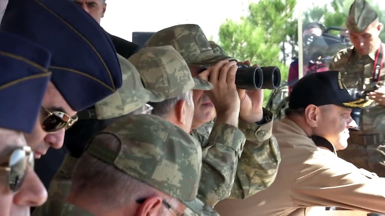 Turkish Armed force free firing 2015 practice