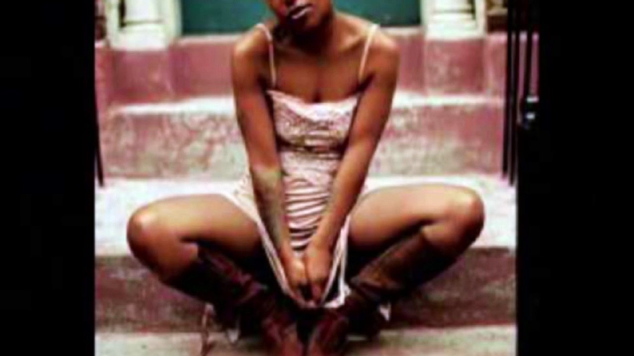 Me-Shell Ndegeocello - Diggin You African's Acid Jazz HD720 m2  Basscover Bob Roha