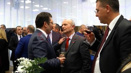 25 vjetori i PR, Mediu: Ka ardhur koha për të ndërtuar një Konfederatë të së djathtës- Ora News