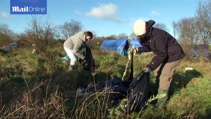 Demolition of The Jungle begins in Calais despite migrants' protests
