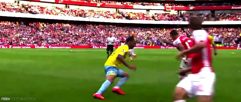 Alexis Sánchez - Skills & Goals Arsenal F.C. Neymar Jr 201Cristiano Ronaldo 20 Skills Goals Tricks HD 6 ● Dribbling Skills & Goals HD 5