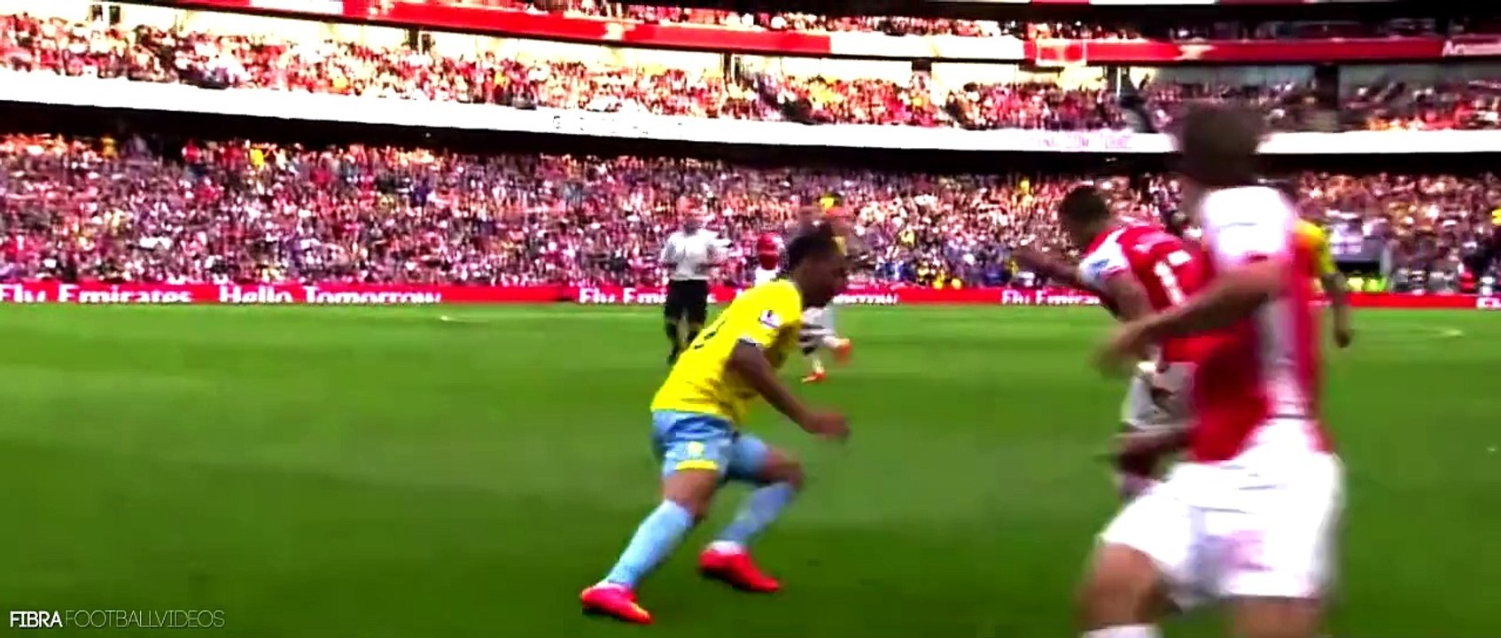 Alexis Sánchez - Skills & Goals   Arsenal F.C. Neymar Jr 201Cristiano Ronaldo 20 Skills Goals Tricks HD 6 ● Dribbling Skills & Goals   HD 5