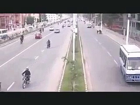 Nepal Earthquake CCTV footage at a road in nepal 25 April 2015 Biggest Earthquakes