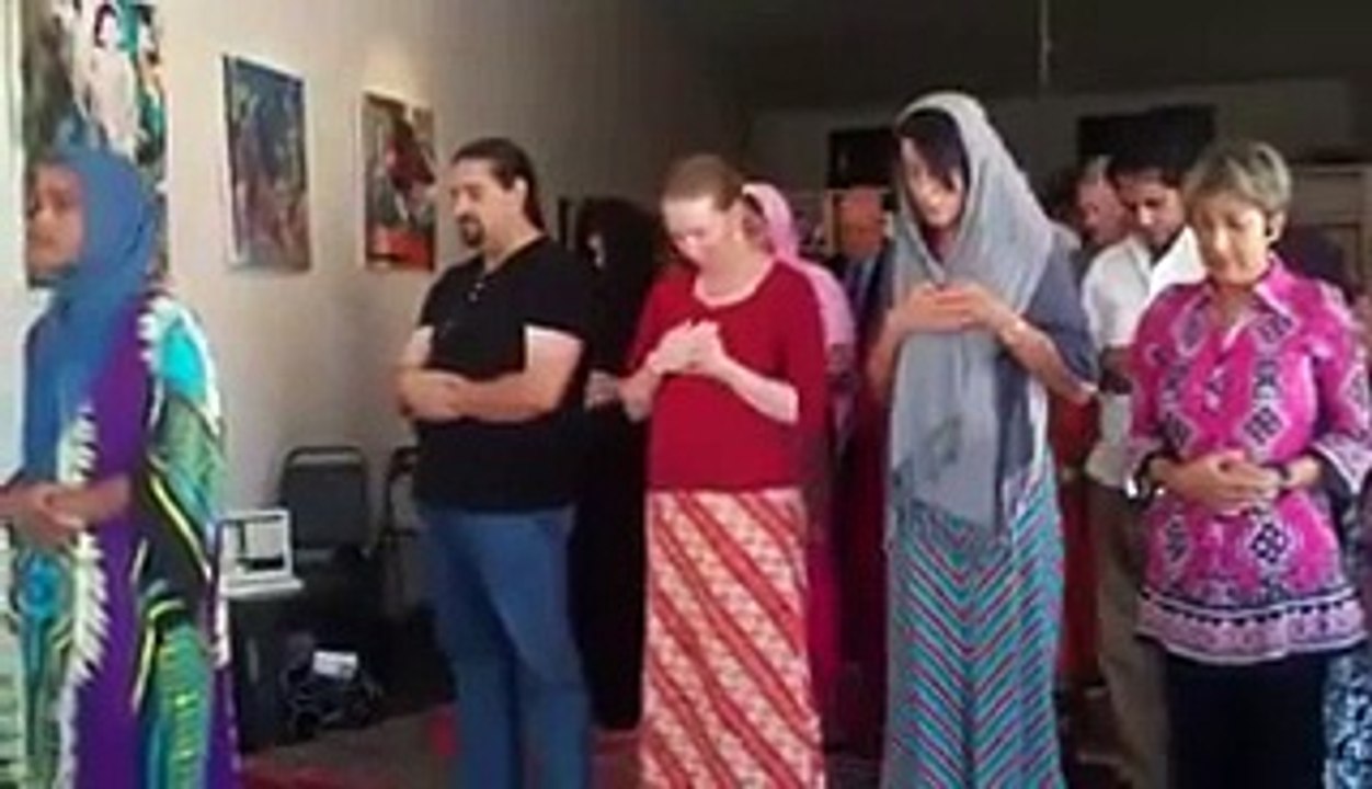 Is It Allowed in Islam- Watch A Woman Leading Prayer in Mosque