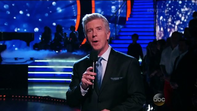 Josh Groban (with Maddie Ziegler) - Over The Rainbow - Dancing With The Stars