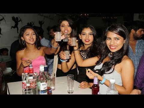 'Kaisi Yeh Yaariaan' 200 Episode Celebrations | Charlie Chauhan, Niti Taylor, Vibha Anand