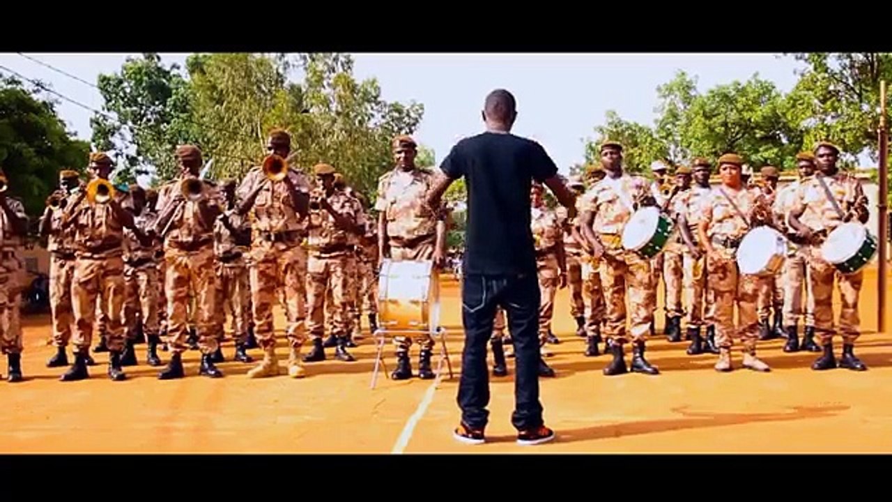 IBA ONE feat SIDIKI DIABATE-ALLAH BE MALI FAI by 8.8 PROD