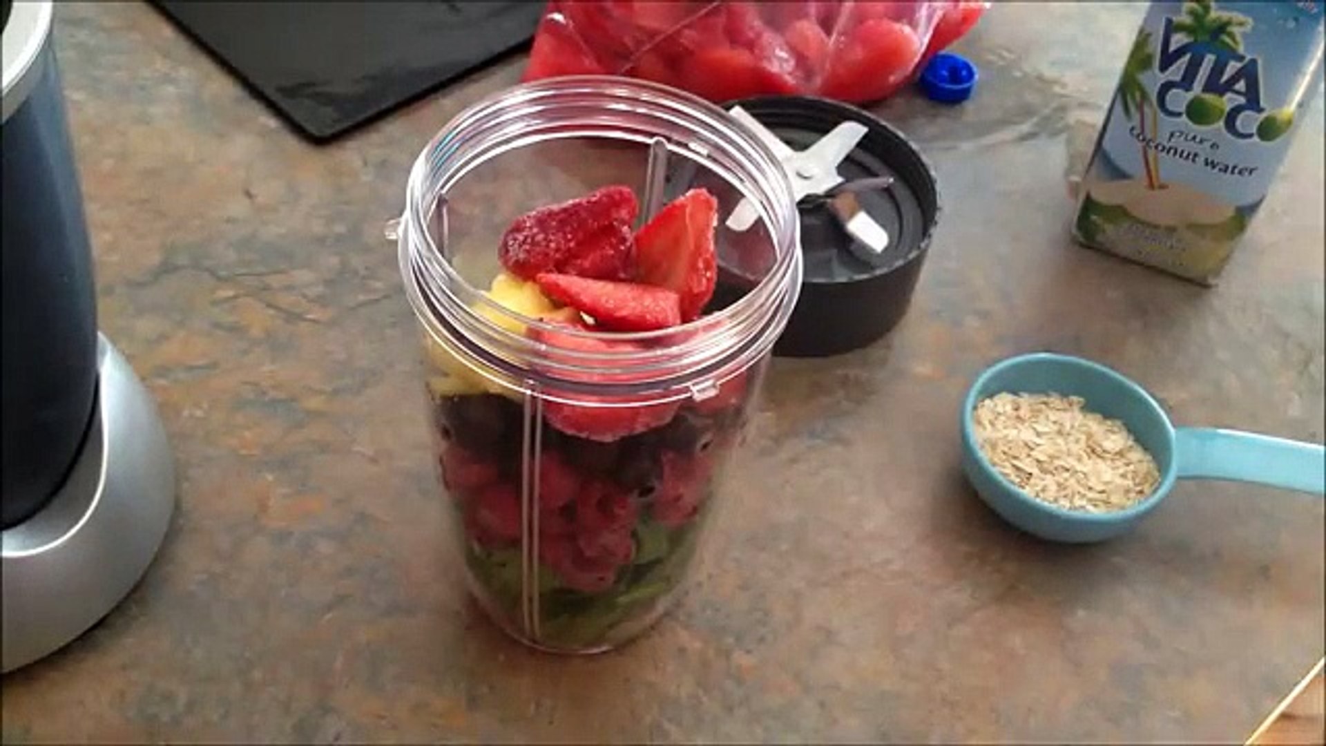 Nutribullet Breakfast Smoothie Recipe Withcaptions Video Dailymotion
