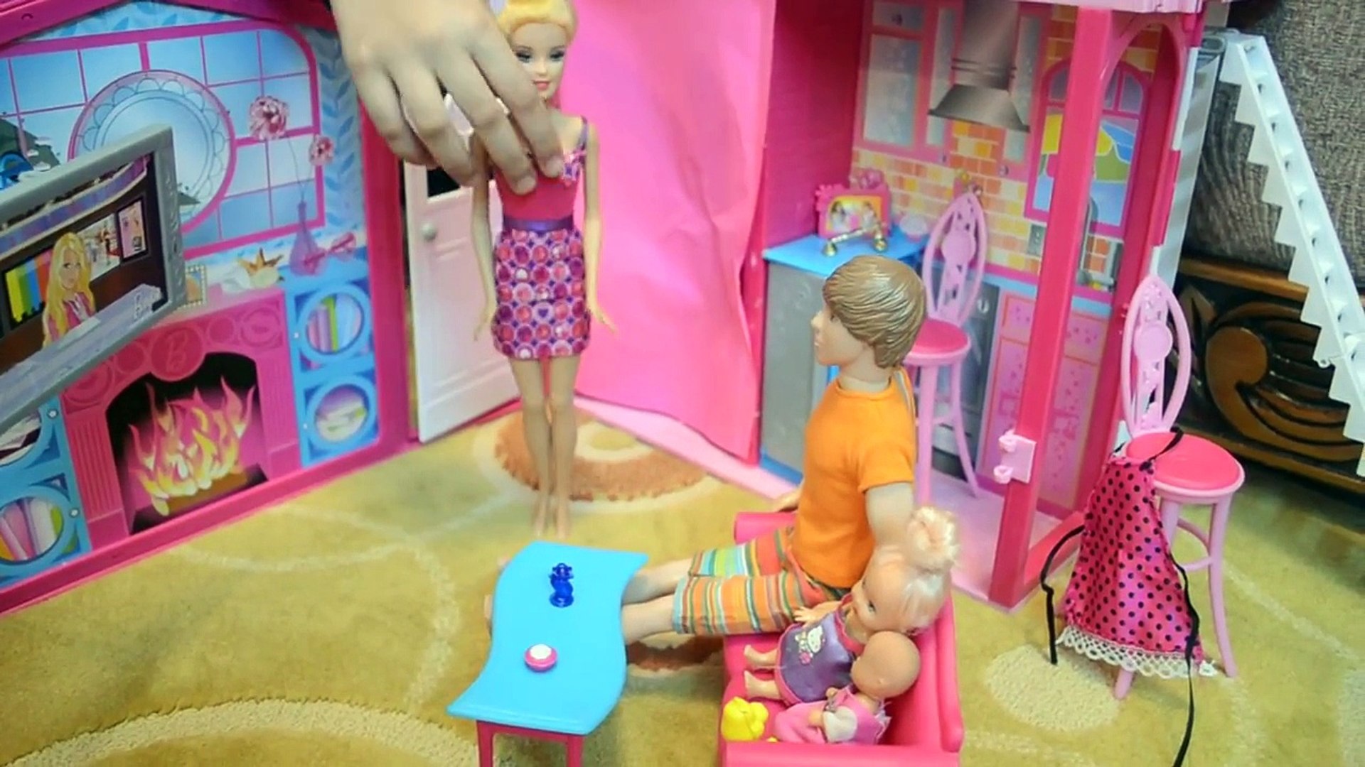 باربي في بيتها : Barbie in home - Dailymotion Video