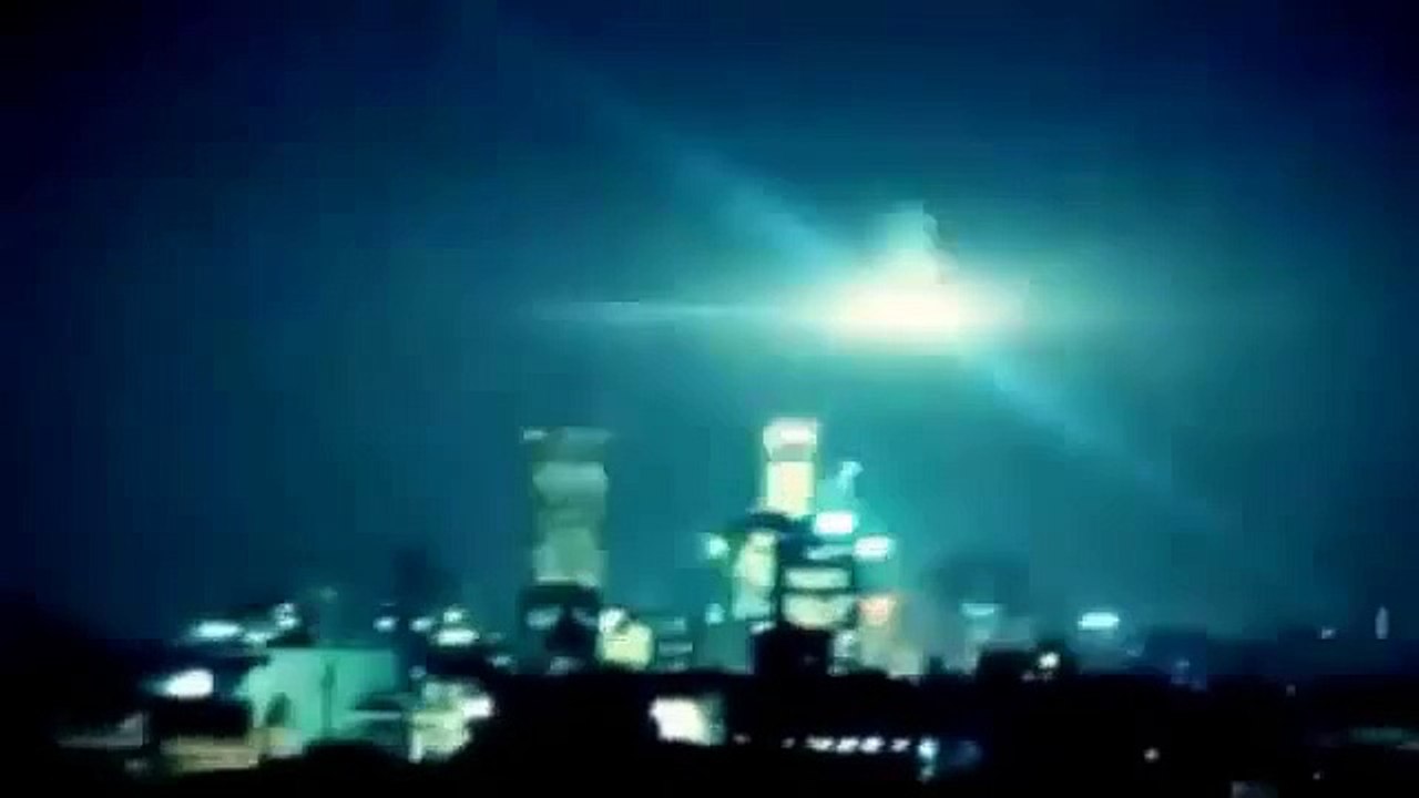 UFO over Madrid Spain, April 4, 2011
