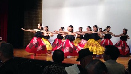 2014ベガルタ仙台延岡キャンプ歓迎レセプション選手入場