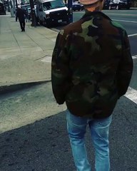 Justin Bieber encontra Adam Sandler na rua