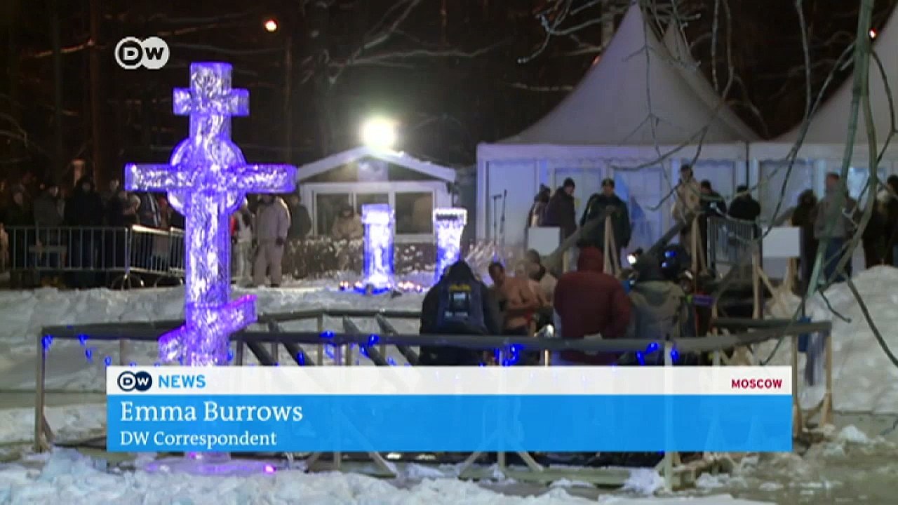 Russia: Cleansing the soul in icy water | DW News