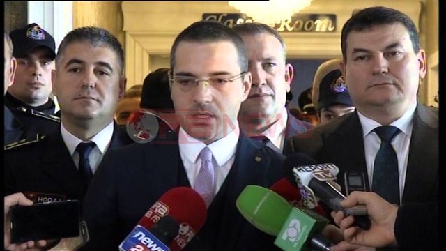 Tahiri: Jo të vërteta lajmet për drogë e armë drejt Sirisë. Flet dhe për gjyqtarin Gjermeni