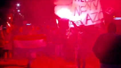 Manifestation contre la construction d'un centre d'accueil de réfugiés aux Pays-Bas