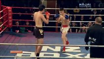 This kickboxing fight is really crazy