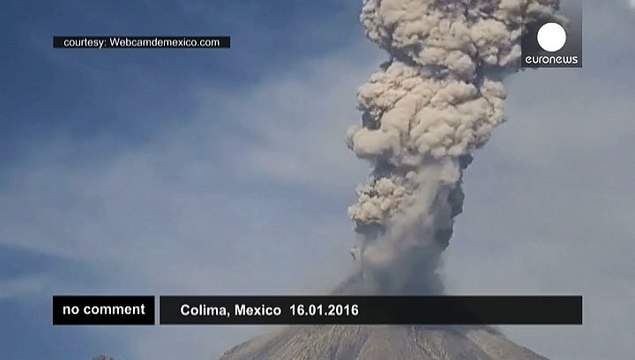 Mexico: Fire Volcano erupts