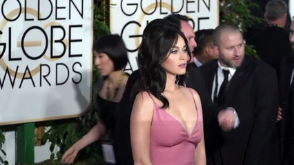 A Sexy Katy Perry Stuns On The Golden Globes Red Carpet -