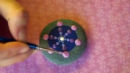 Elspeth McLean painting a Jewel Drop Mandala Stone