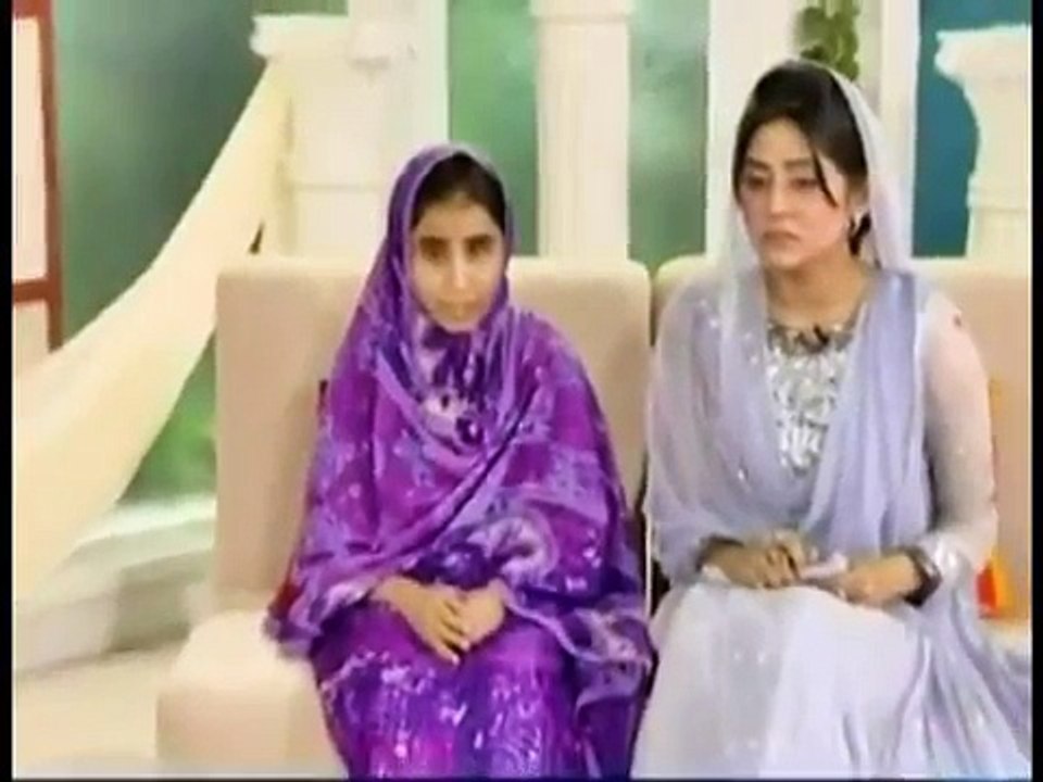 Mein Tu Khud Un K Dar Ka Gada Hon - Heart touching voice - Naat By Zara Rasheed